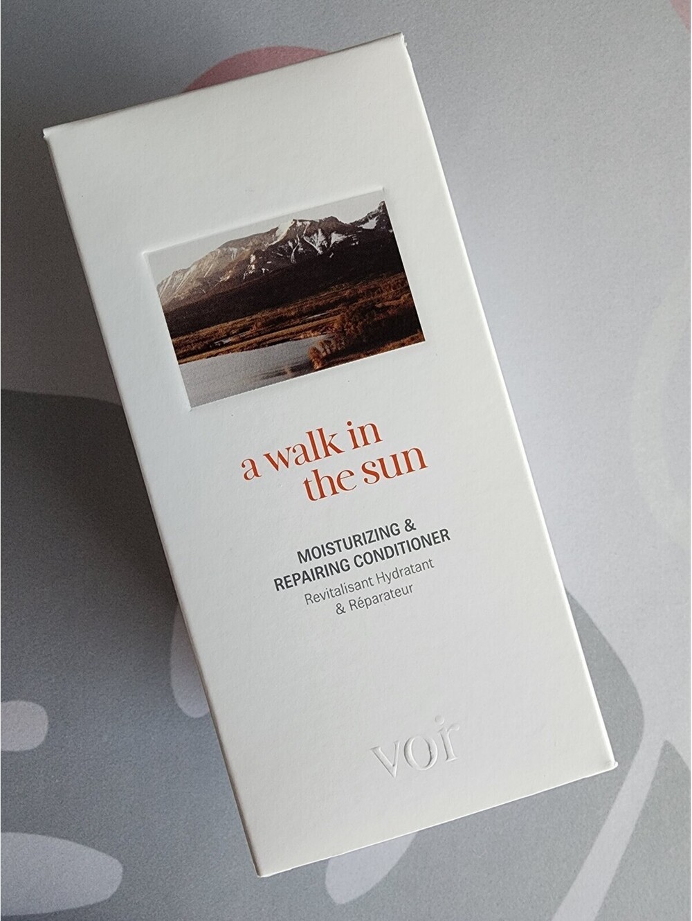 Voir A Walk in the Sun Moisturizing & Repairing Conditioner by Voir